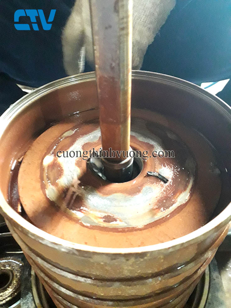 Sửa máy bơm nước trục đứng Pentax bị gãy trục